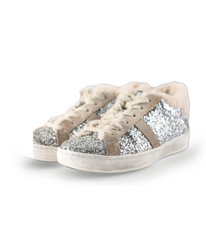 Toral Sneaker