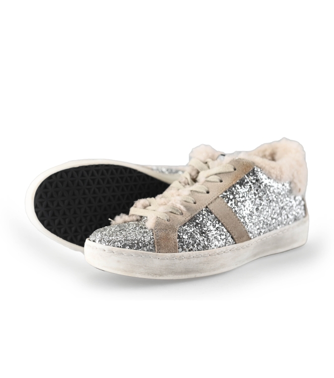 Toral Sneaker