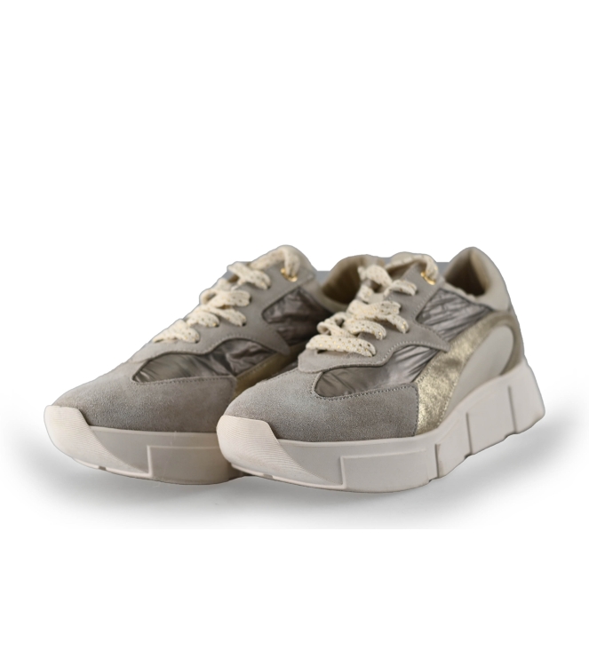 Tango Sneaker
