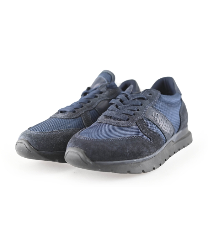 Invinci Sneaker