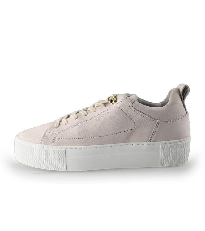 Red-Rag Sneaker