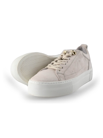 Red-Rag Sneaker