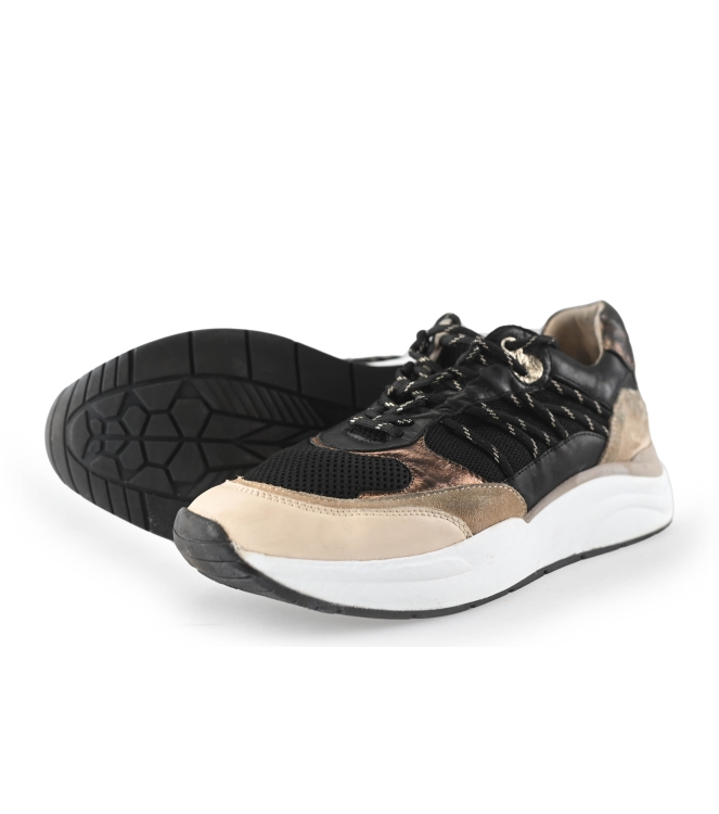 Sub55 Sneaker