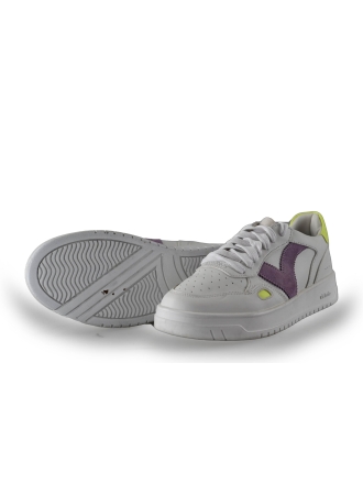 Victoria Sneaker