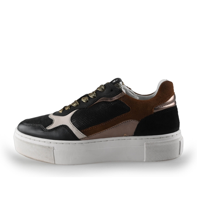 Maruti Sneaker
