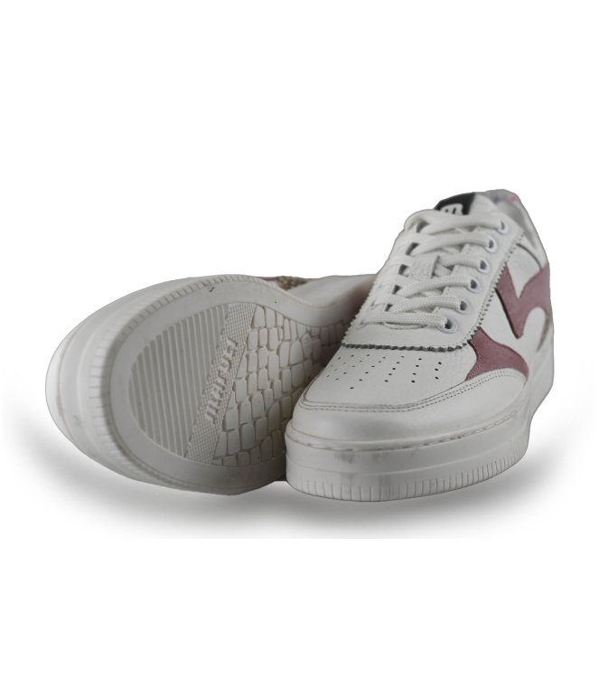 Maruti Sneaker