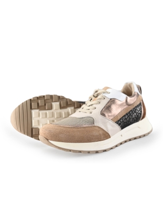 AQA Sneaker