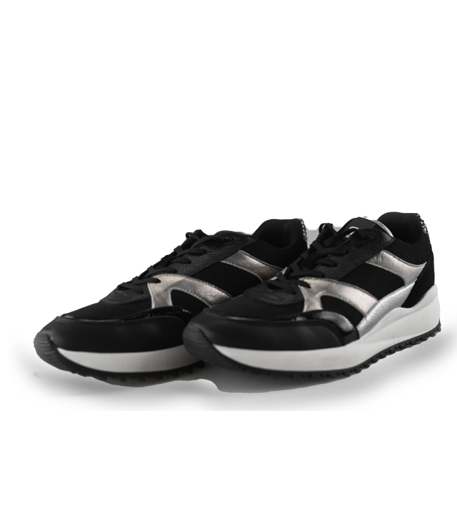 Maruti Sneaker