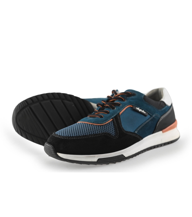 Australian Sneaker