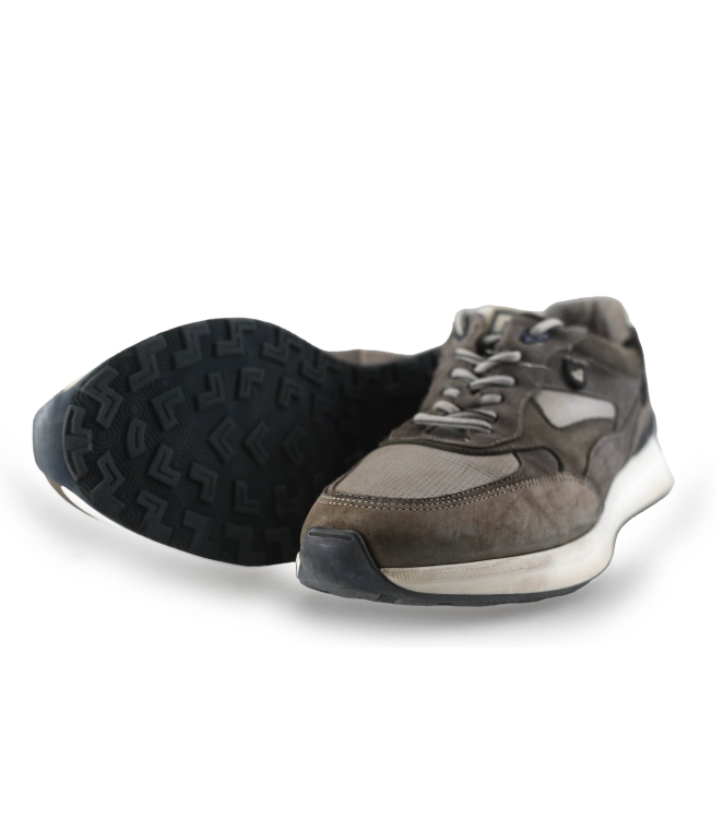 Australian Sneaker