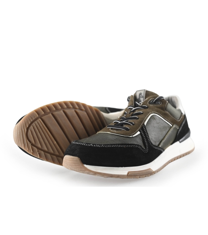 Australian Sneaker