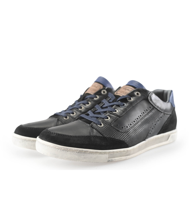 Australian Sneaker