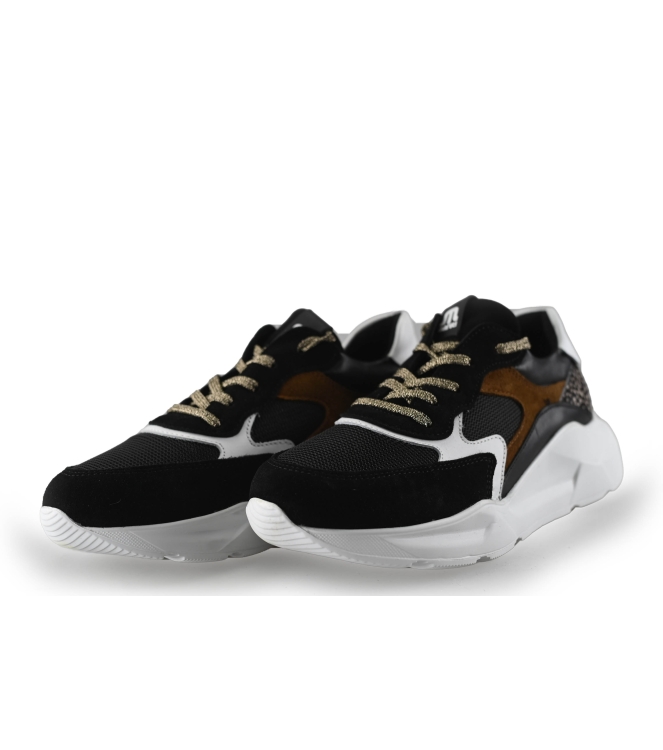 Maruti Sneaker