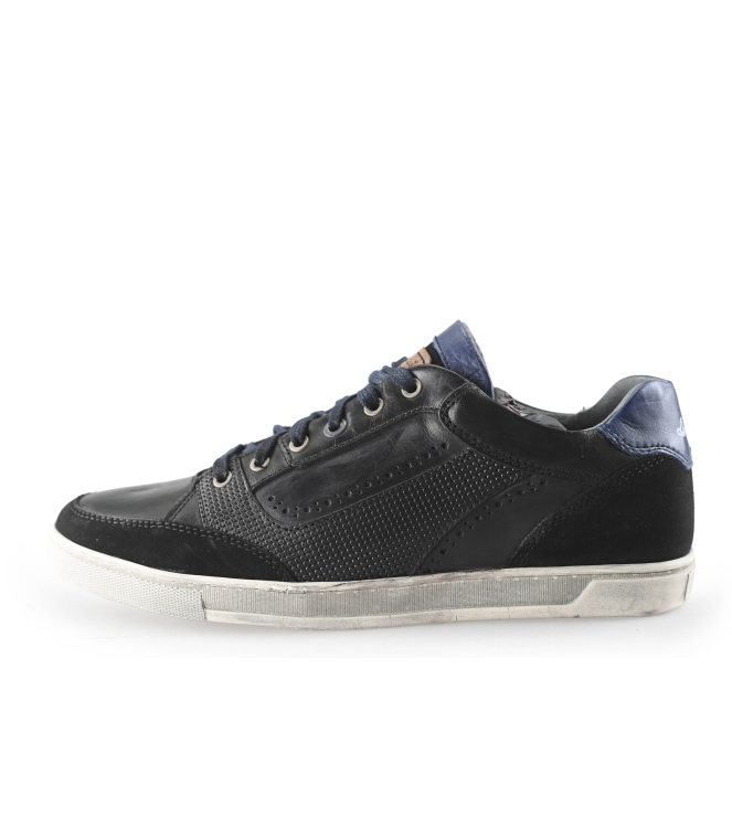 Australian Sneaker