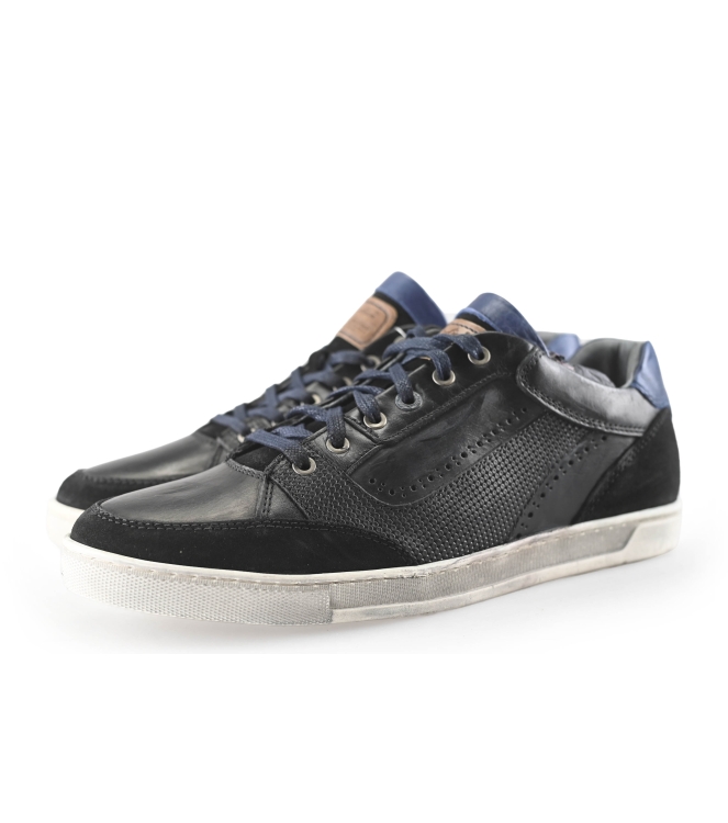 Australian Sneaker