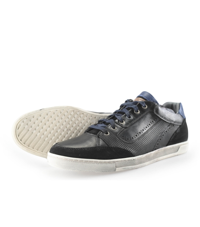 Australian Sneaker
