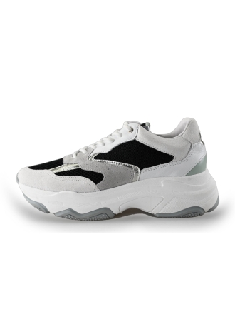 Giga Sneaker