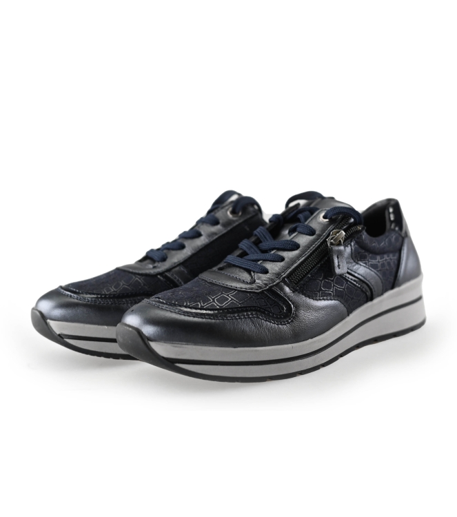 Feyn Sneaker