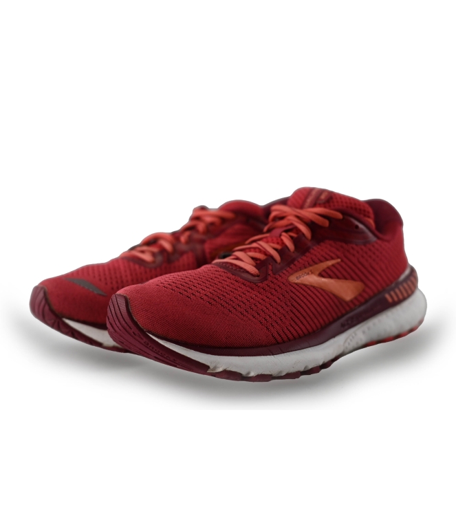 Brooks Sneaker
