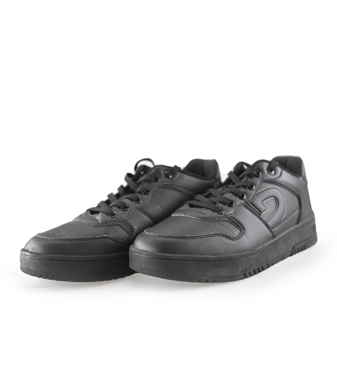 Cry Sneaker