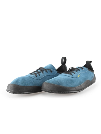 By Lenka Schnürschuhe
