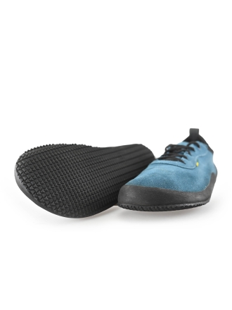 By Lenka Schnürschuhe
