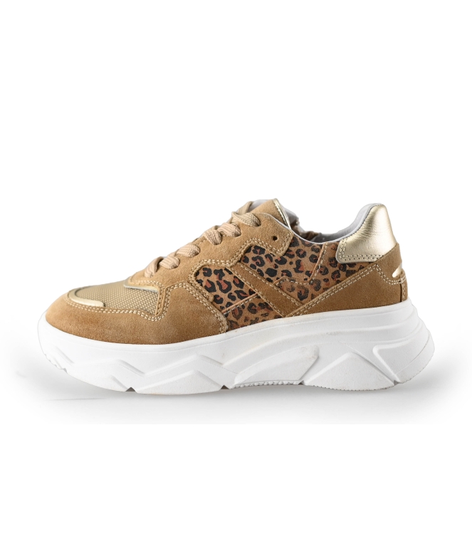 District Sneaker
