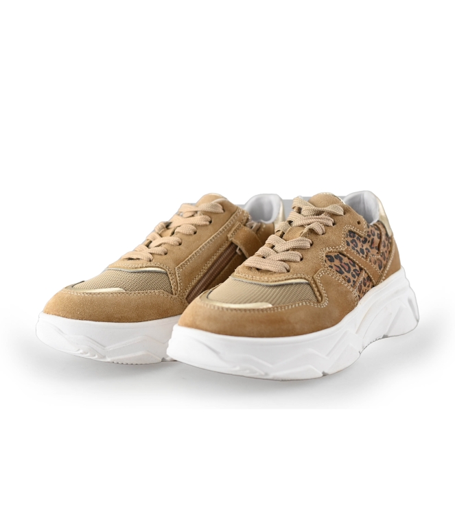 District Sneaker