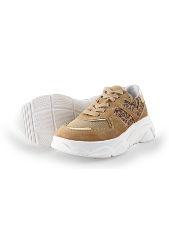 District Sneaker