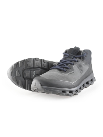 On Wanderstiefel