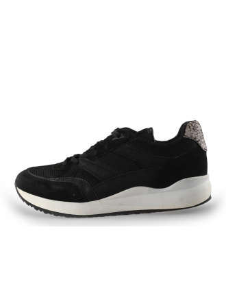 Maruti Sneaker
