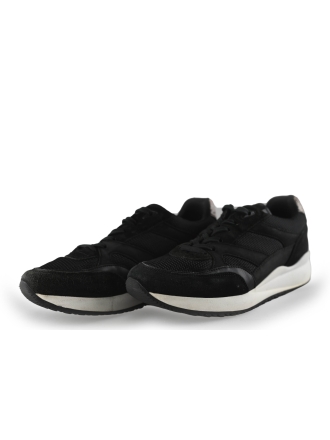 Maruti Sneaker