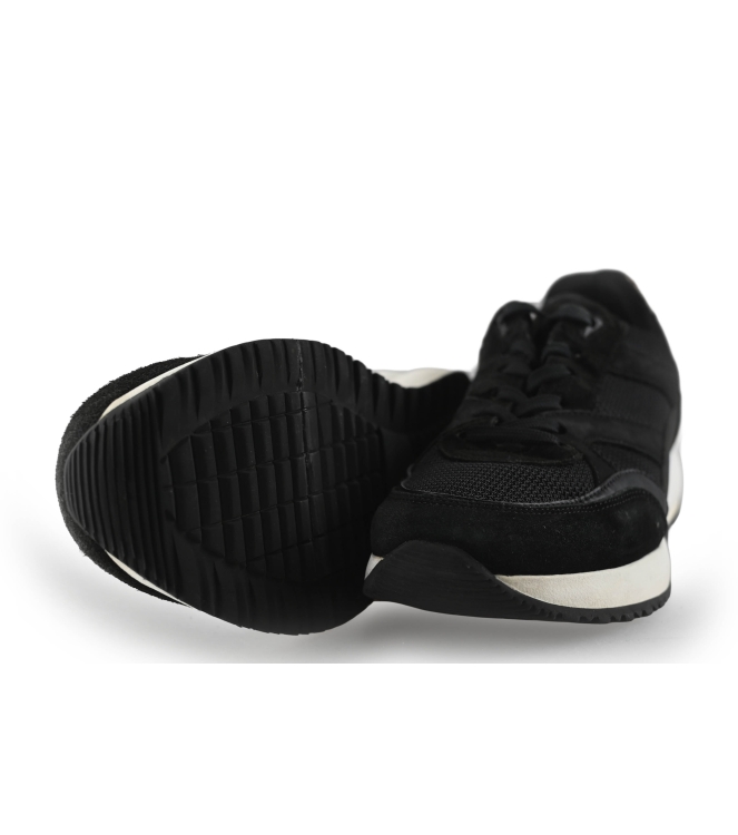 Maruti Sneaker