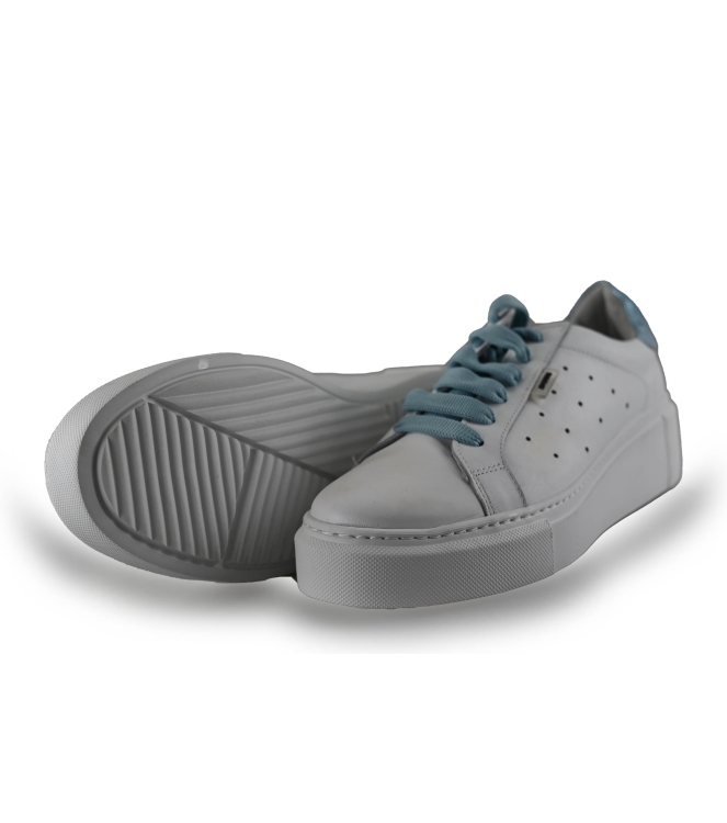 Maruti Sneaker