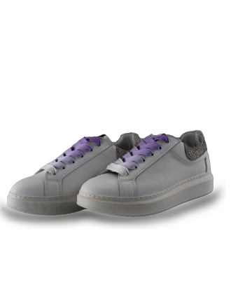 Maruti Sneaker