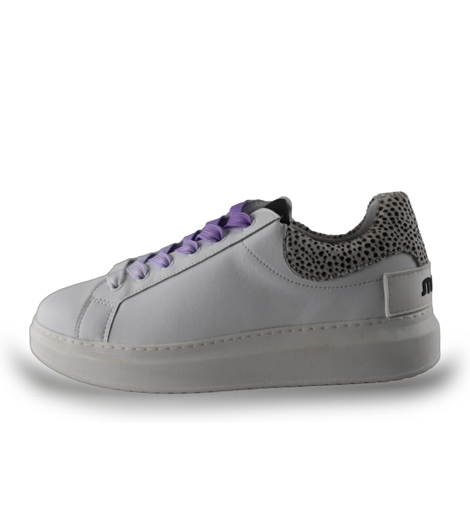 Maruti Sneaker