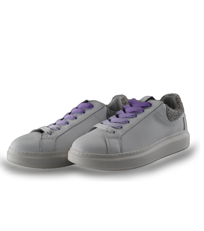 Maruti Sneaker