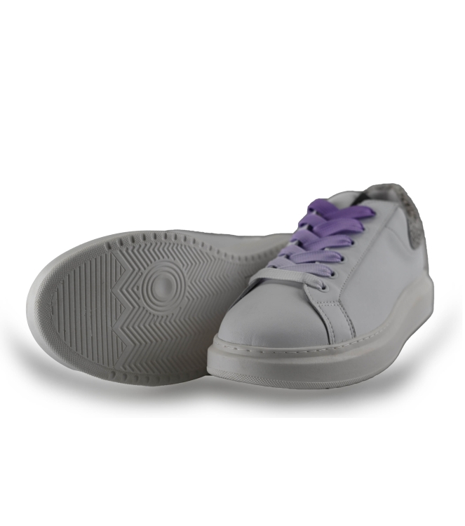 Maruti Sneaker