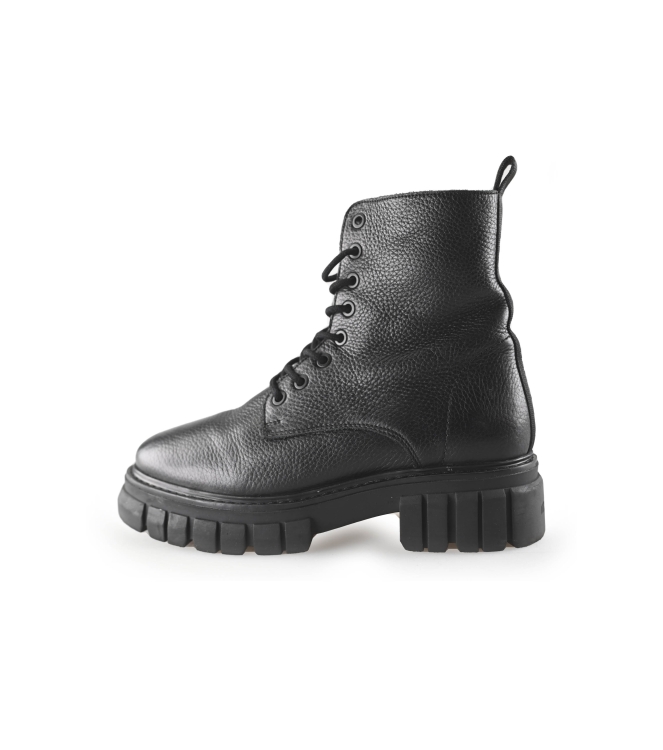 Maruti Schnürstiefel