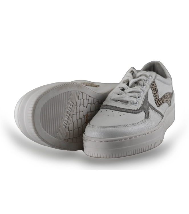 Maruti Sneaker