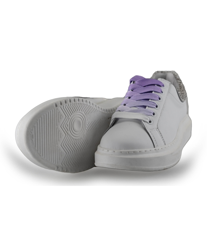 Maruti Sneaker