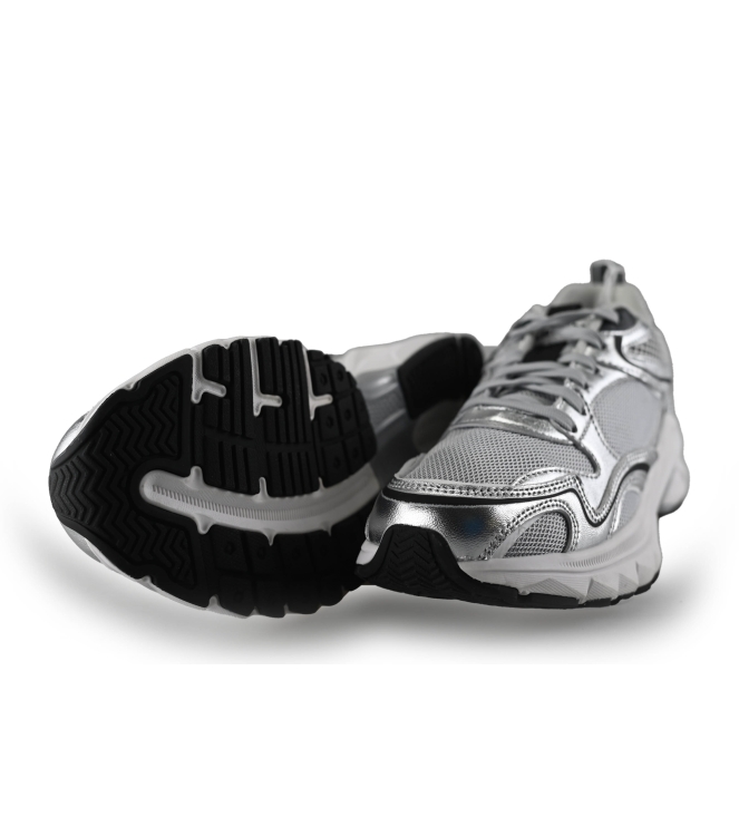 Maruti Sneaker
