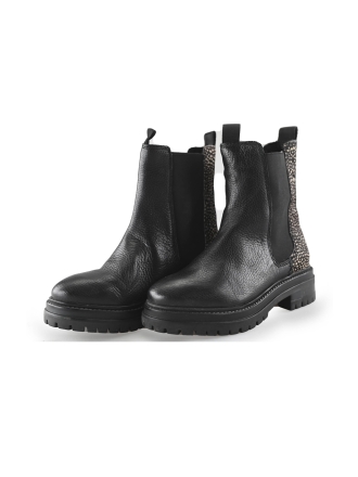 Maruti Chelsea boots