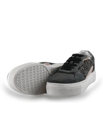 Maruti Sneaker