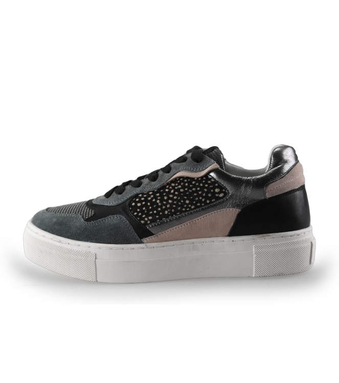 Maruti Sneaker
