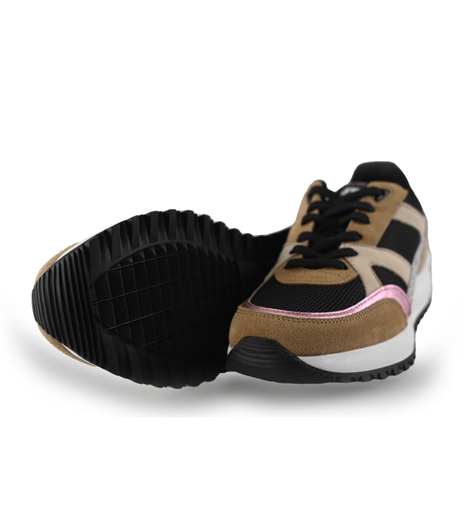 Maruti Sneaker