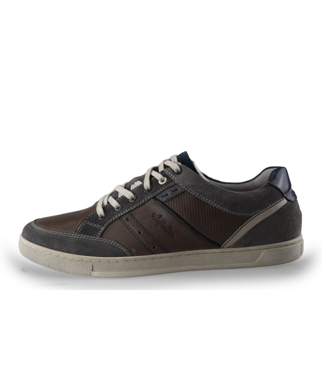 Australian Sneaker