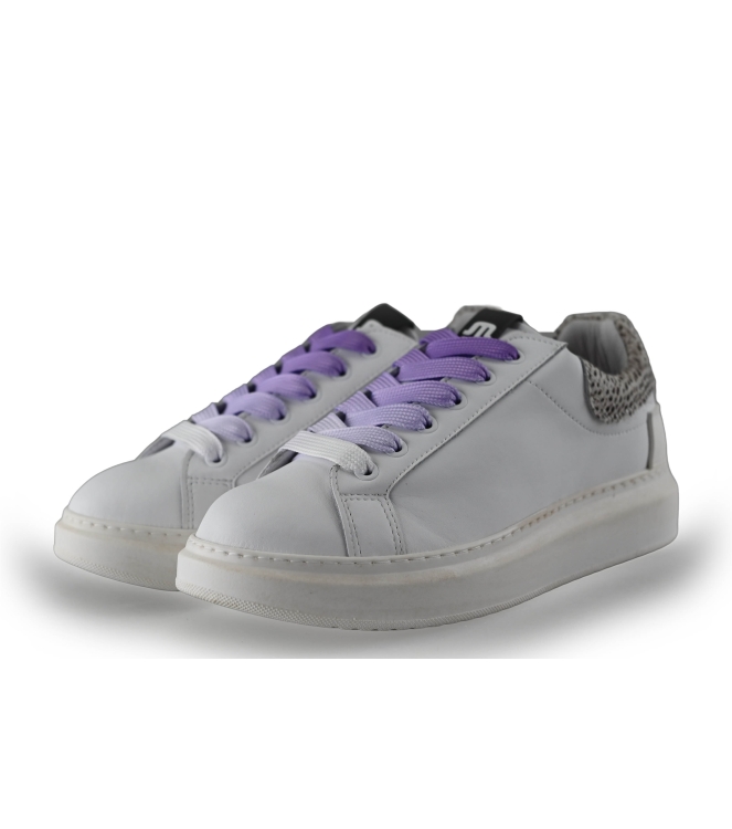 Maruti Sneaker