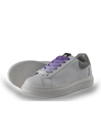 Maruti Sneaker