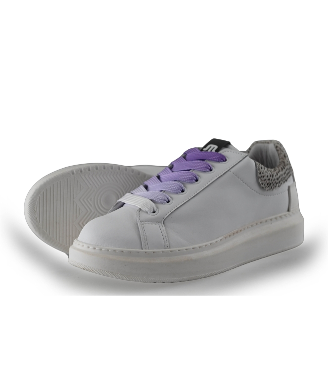 Maruti Sneaker